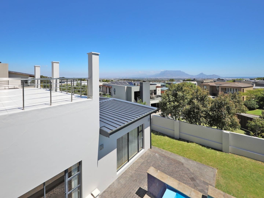 5 Bedroom Property for Sale in Baronetcy Estate Western Cape